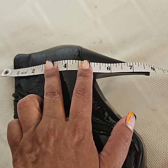 Vangelo Women's Pointy Toe Zip-Up Ankle Boots Black 7 - Picture 9 of 16